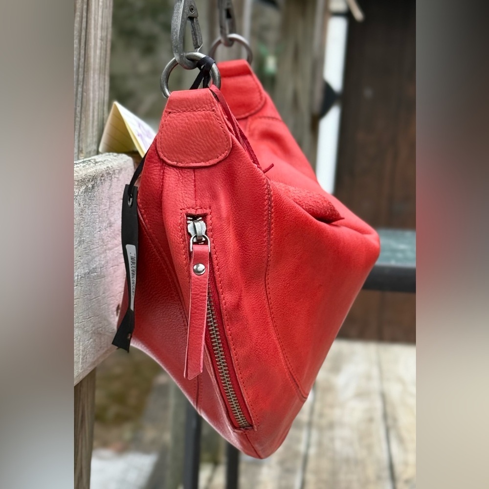 NWT Latico Leathers Callie Sling in Red. See yourself in this for spring! Hot!🔥 - Picture 6 of 14